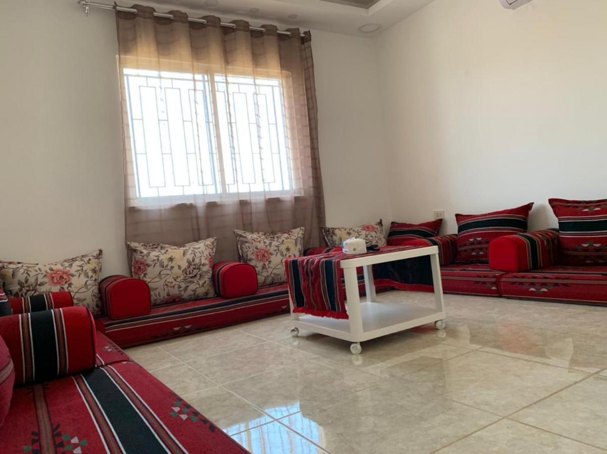 Gedara Guesthouse: Enjoy Unforgettable Scenes Umm Qays Exterior foto
